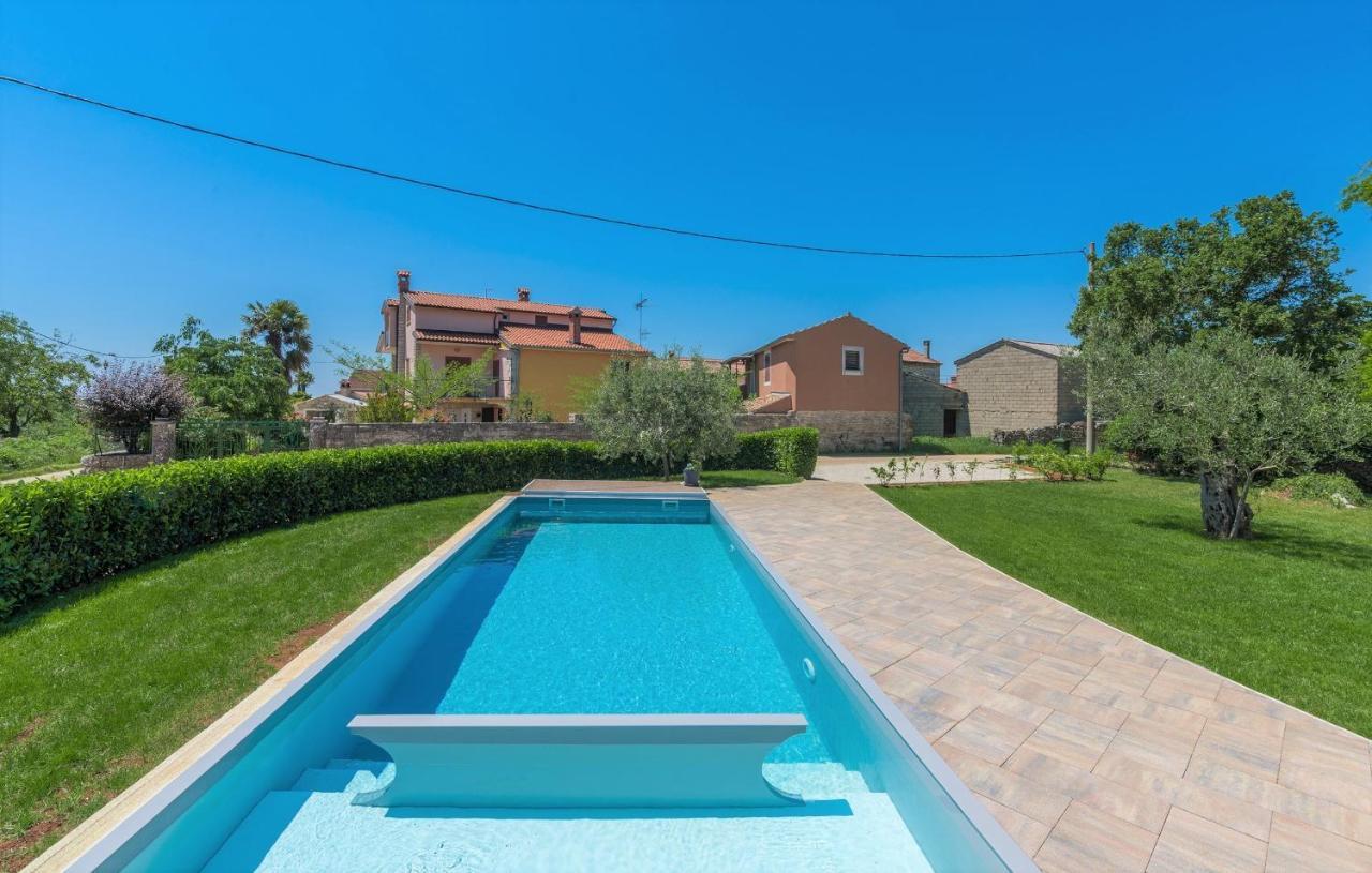 Holiday House Vita Tinjan الغرفة الصورة