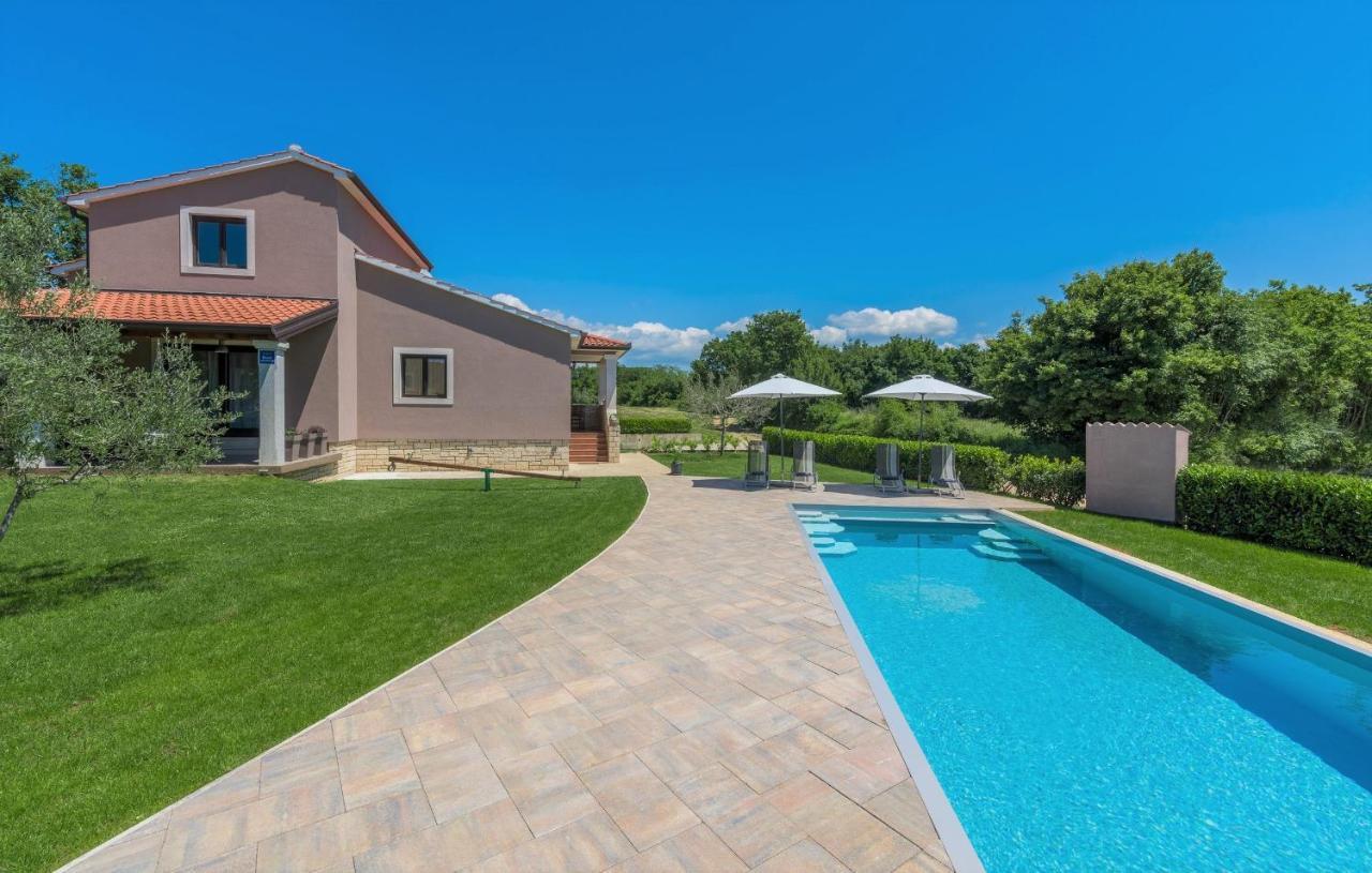 Holiday House Vita Tinjan المظهر الخارجي الصورة
